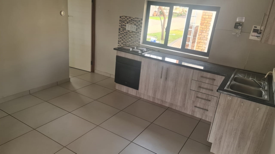 To Let 1 Bedroom Property for Rent in Wigwam North West
